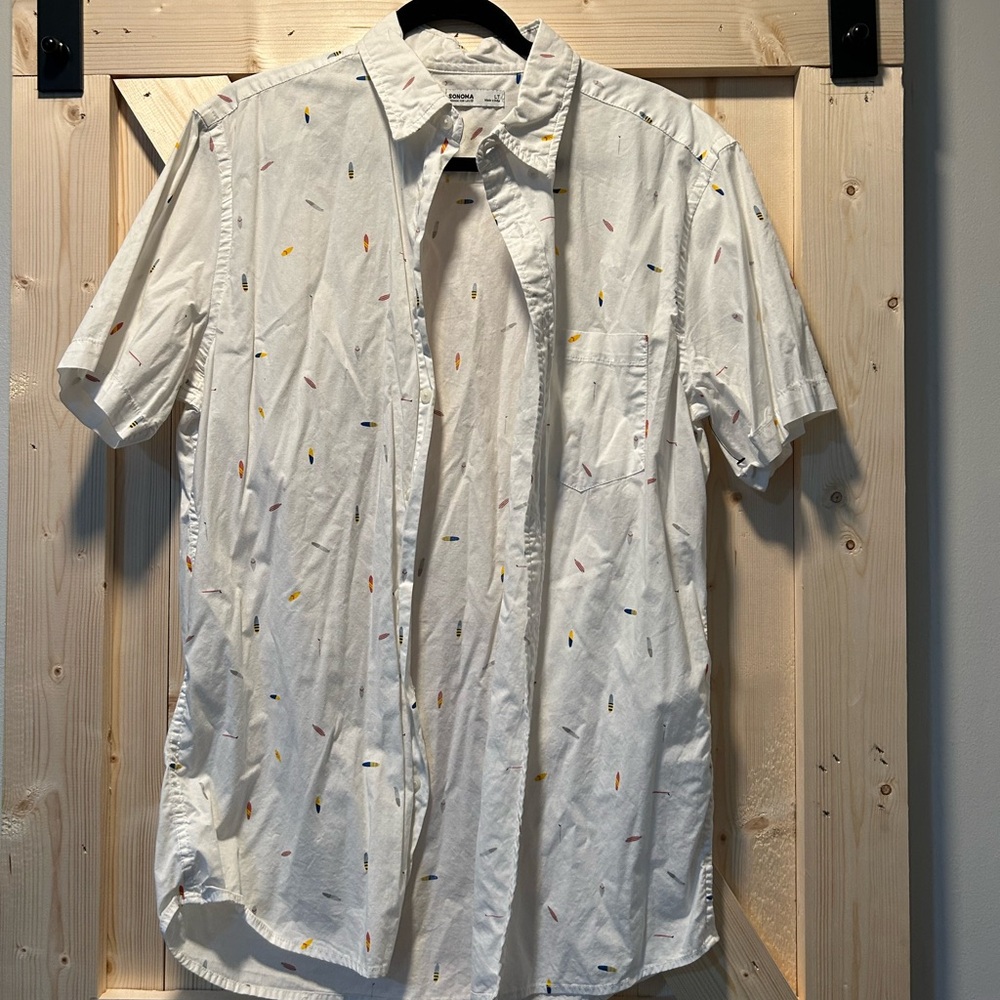 Sonoma Men's White Shirt with Multicolor Accents